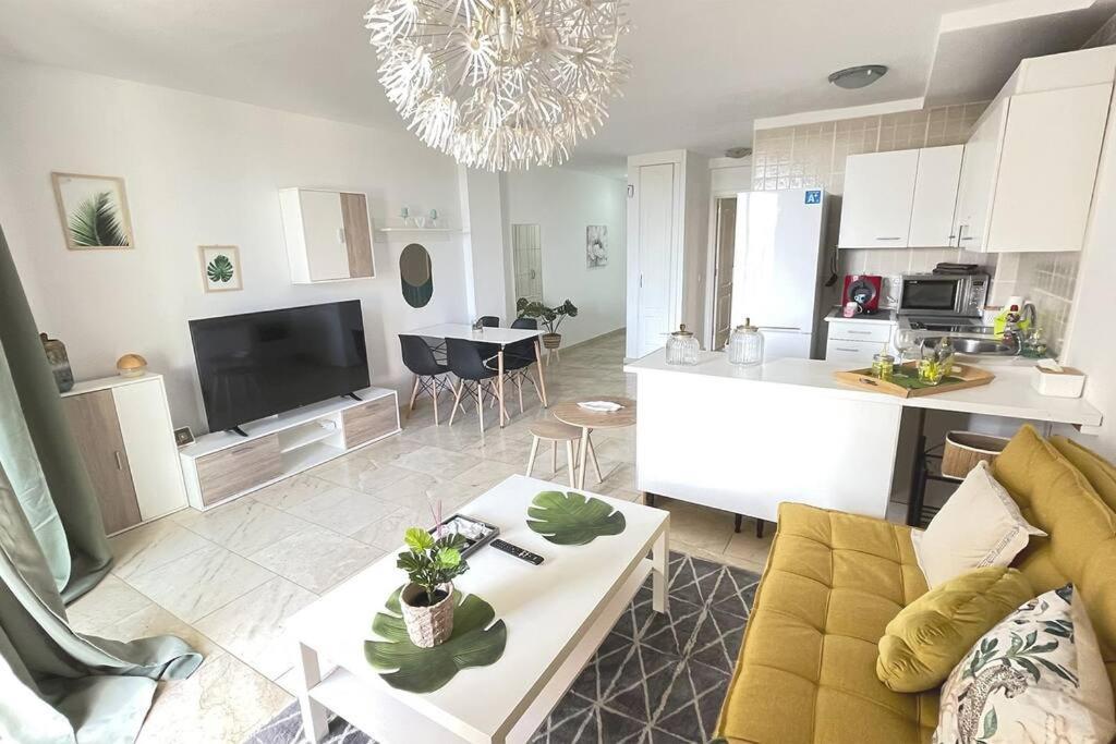 Ocean Deluxe Palm-Mar Apartment Ngoại thất bức ảnh